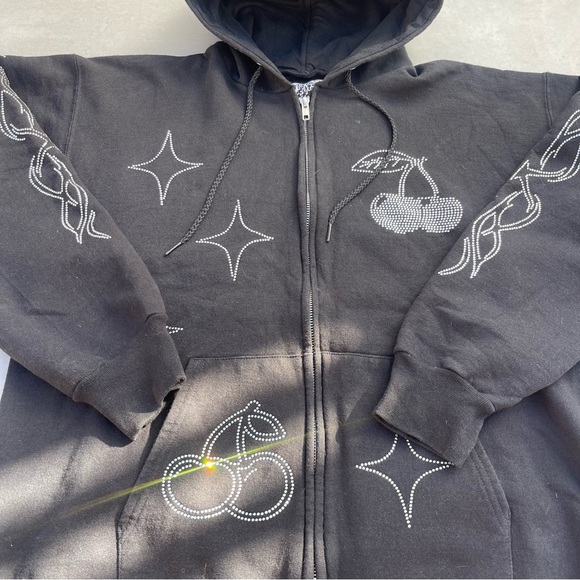 Rhinestone Fairy Wing Rave Hoodie - Picture 7 of 9